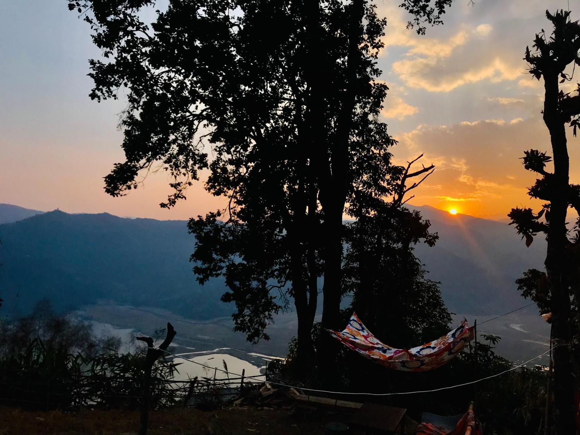 Hom'S Homestay & Farmstay Sarangkot 博卡拉 外观 照片